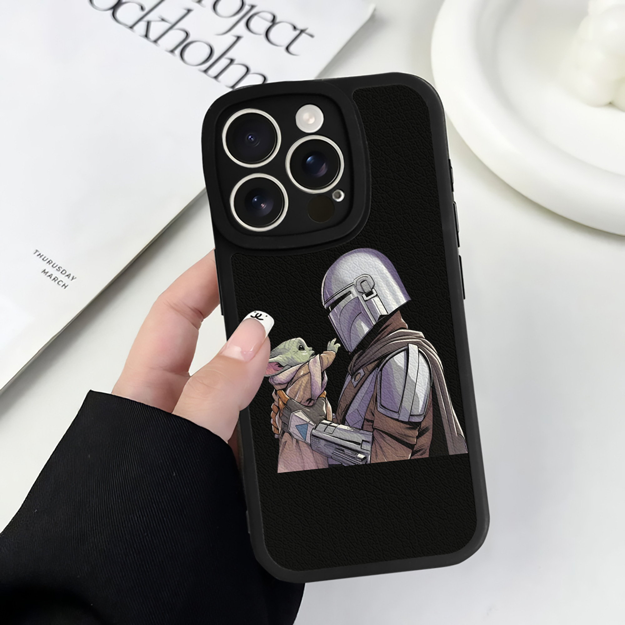 （画像用） スター・ウォーズ Star Wars 【iPhone 16シリーズ対応】シリコンスマホケース（レザー調） 材質：シリコン